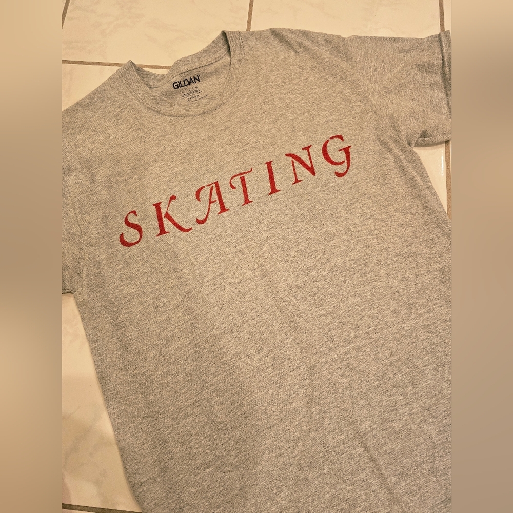 Large Light Gray T-Shirt with Red Skating Print